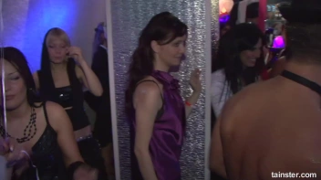 Welcome To The Mad House Part 1  - Cam 1 Screencap 110 on sinx.preview.netperv.com