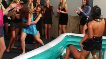 Oil Fighting Till They're Naked Screencap 41 on sinx.preview.netperv.com