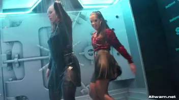 Simply Wet and Wonderful Screencap 77 on sinx.preview.netperv.com