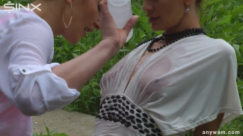 Stunning Babes Oil Each Other Up Screencap 31 on sinx.preview.netperv.com