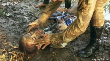 Naughty Thief Gets Into Muddy Catfight With Police Woman Screencap 89 on sinx.preview.netperv.com