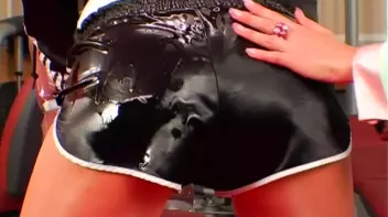 Keeping in Shape Screencap 39 on sinx.preview.netperv.com