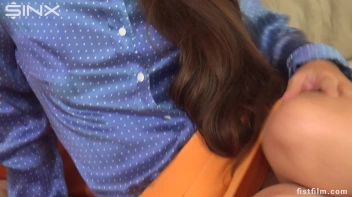 Fisting Herself Until She's Satisfied Screencap 10 on sinx.preview.netperv.com