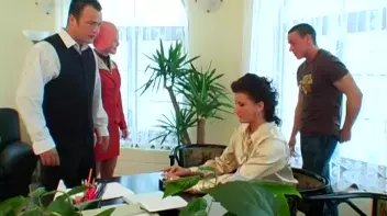 He Her to Her Knees For Some Yummy Yellow.... Screencap 10 on sinx.preview.netperv.com