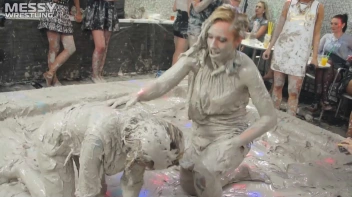 Messy Wrestling: Blonde Bombshells Rock The Ring And Get Their Mud On! Screencap 24 on sinx.preview.netperv.com