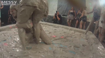 Messy Wrestling: Blonde Bombshells Rock The Ring And Get Their Mud On! Screencap 28 on sinx.preview.netperv.com