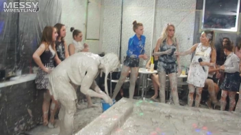 Messy Wrestling: Blonde Bombshells Rock The Ring And Get Their Mud On! Screencap 34 on sinx.preview.netperv.com