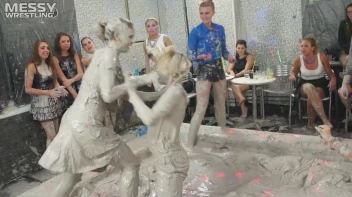 Messy Wrestling: Blonde Bombshells Rock The Ring And Get Their Mud On! Screencap 39 on sinx.preview.netperv.com