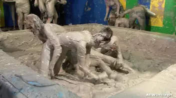 When Two Mud Battles Become One Screencap 96 on sinx.preview.netperv.com