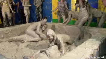 When Two Mud Battles Become One Screencap 99 on sinx.preview.netperv.com