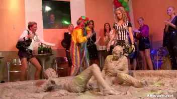 Mud Wrestling Freaks Screencap 57 on sinx.preview.netperv.com