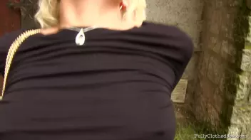 She Found Her Hunk And Wants His Spunk Screencap 75 on sinx.preview.netperv.com