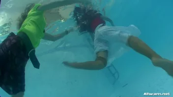 Sexy Pool Bunnies Wet And Messy Fun Screencap 92 on sinx.preview.netperv.com