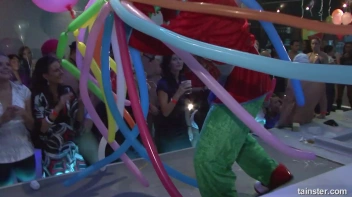 Welcome To The Mad House Part 1  - Main Edit Screencap 74 on sinx.preview.netperv.com