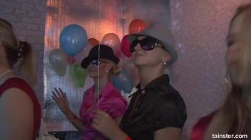 Welcome To The Mad House Part 1  - Main Edit Screencap 8 on sinx.preview.netperv.com