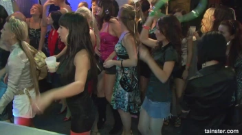 Welcome To The Mad House Part 1  - Main Edit Screencap 17 on sinx.preview.netperv.com