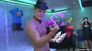 Welcome To The Mad House Part 1  - Main Edit Screencap 26 on sinx.preview.netperv.com