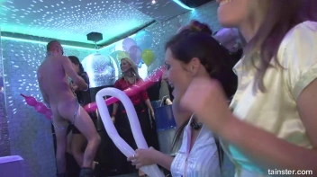 Welcome To The Mad House Part 1  - Main Edit Screencap 41 on sinx.preview.netperv.com