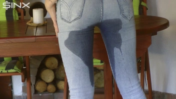 Sexy Blonde's Solo Pissing Pleasure Screencap 22 on sinx.preview.netperv.com