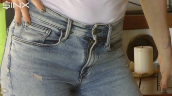 Sexy Blonde's Solo Pissing Pleasure Screencap 16 on sinx.preview.netperv.com