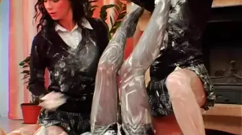 CATHOLIC SCHOOL BABES RULE! Screencap 82 on sinx.preview.netperv.com