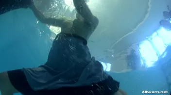 Glamor Chicks Take a Step Over The Edge Screencap 73 on sinx.preview.netperv.com