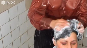 Raven Haired Babes Lather Up Their Hair Screencap 40 on sinx.preview.netperv.com