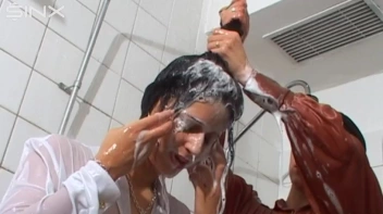 Raven Haired Babes Lather Up Their Hair Screencap 63 on sinx.preview.netperv.com