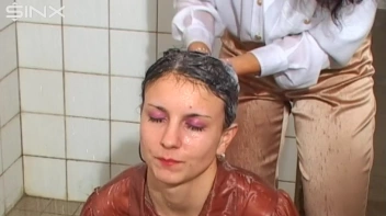 Raven Haired Babes Lather Up Their Hair Screencap 10 on sinx.preview.netperv.com