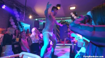 Party Hardcore Gone Crazy Vol. 37 Part 5 - Cam 1 Screencap 11 on sinx.preview.netperv.com