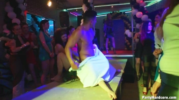 Party Hardcore Gone Crazy Vol. 37 Part 5 - Cam 1 Screencap 40 on sinx.preview.netperv.com
