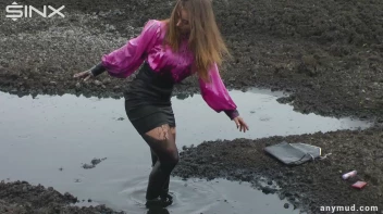 Spoilt Brat Loses It And Falls Into Muddy Puddle - Cam 1 Screencap 21 on sinx.preview.netperv.com