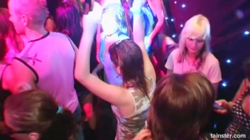 Blue Jean Babes Part 5 Cam 3 Screencap 60 on sinx.preview.netperv.com