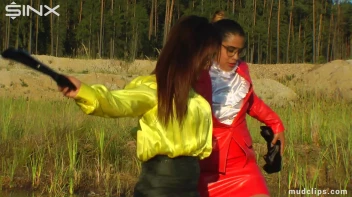 Mud Wrestling Cuties Water War Screencap 21 on sinx.preview.netperv.com