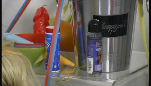 Latest deal - Selbstbefriedung nach der Party