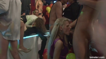 Gash Gamblers Part 4 - Cam 2 Screencap 69 on sinx.preview.netperv.com