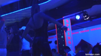 Spring Break Blow-Out Part 2 - Cam 4 Screencap 94 on sinx.preview.netperv.com