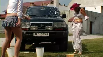Summer Sponge Fight! Screencap 22 on sinx.preview.netperv.com