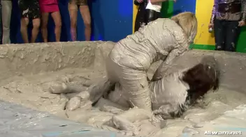 Jeans vs. Latex Mud Battle Screencap 15 on sinx.preview.netperv.com