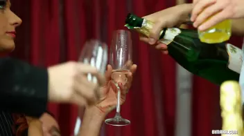 Bi Style CFNM Part 1 Screencap 24 on sinx.preview.netperv.com