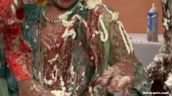 When Birthdays Turn Messy Screencap 52 on sinx.preview.netperv.com