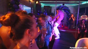 Party Hardcore Gone Crazy Vol. 38 Part 1 - Cam 1 Screencap 44 on sinx.preview.netperv.com