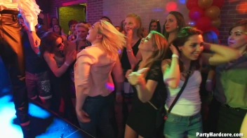 Party Hardcore Gone Crazy Vol. 36 Part 1 - Cam 3 Screencap 39 on sinx.preview.netperv.com