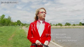 Give That Dirty Dog A Double Dose Of Blondie Cock Play! Just Playing??? We'll find out ... :-) Screencap 2 on sinx.preview.netperv.com