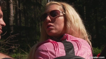 Finding The Perfect Piss Sex Spot Screencap 18 on sinx.preview.netperv.com