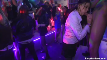 Party Hardcore Gone Crazy Vol. 6 Part 5 - Cam 3 Screencap 49 on sinx.preview.netperv.com