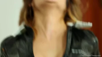 Make The Maid Clean That Piss Mess! Screencap 92 on sinx.preview.netperv.com