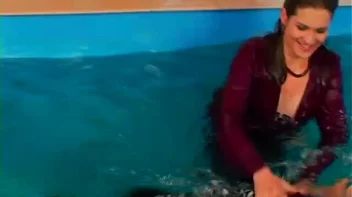 Splish Splash Eurobaabe Fun Screencap 28 on sinx.preview.netperv.com