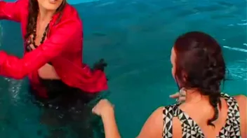 Splish Splash Eurobaabe Fun Screencap 82 on sinx.preview.netperv.com