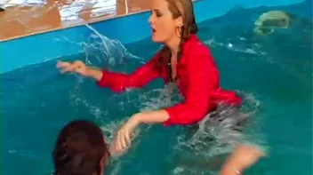 Splish Splash Eurobaabe Fun Screencap 83 on sinx.preview.netperv.com